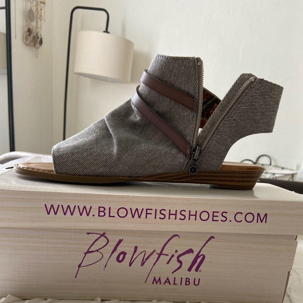 Blowfish Women's Tan and Brown Sandals